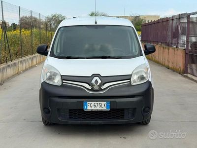 Usata Renault Kangoo 90 CV (66 kW) 2016 Bianco Monovolume