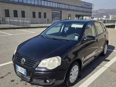 Usata VW Polo Comfortline 69 CV (50 kW) 2006 Nero Utilitaria