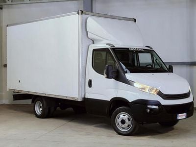 Usata Iveco Daily 136 CV (100 kW) 2018 Bianco Cabrio