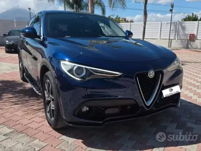 Usata Alfa Romeo Stelvio Executive 210 CV (154 kW) 2019 Bluazzurro SUV