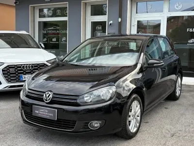 Second-hand VW Golf VII Highline 105 CP (77 kW) 2012 Negru Berlinǎ