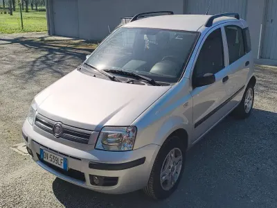 Usata Fiat Panda Dynamic 60 CV (44 kW) 2009 Argento Utilitaria