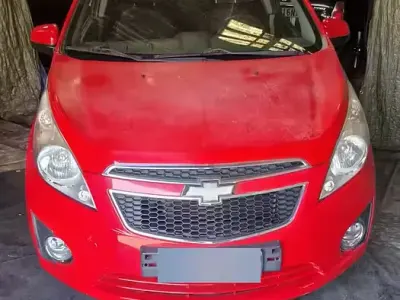 Usata Chevrolet Spark 68 CV (50 kW) 2010 Rosso Utilitaria