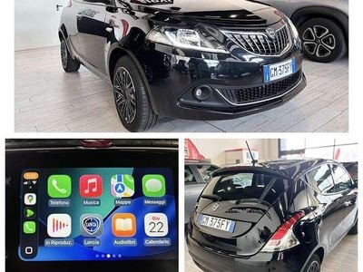 Usata Lancia Ypsilon Gold 69 CV (50 kW) 2023 Nero cinema Utilitaria