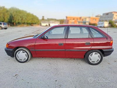 Usata Opel Astra 60 CV (44 kW) 1992 Coupé