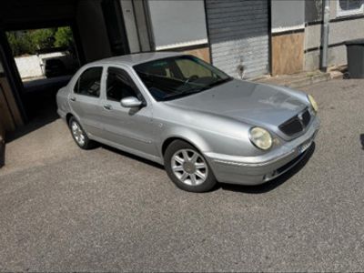 Lancia Lybra