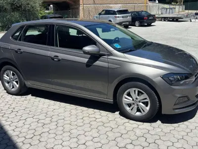 Usata VW Polo Comfortline 90 CV (66 kW) 2019 Grigio Utilitaria