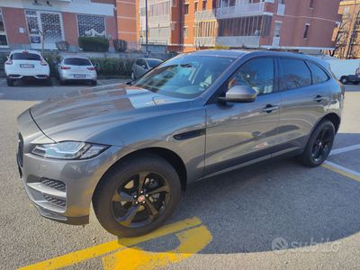 usata Jaguar F-Pace 2.0 D 180 CV Prestige pari al nuovo