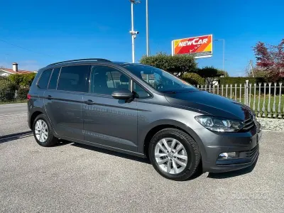 Usata VW Touran Executive 115 CV (84 kW) 2017 Grigio Monovolume