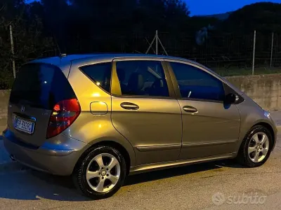 Usata Mercedes A180 109 CV (80 kW) 2008 Utilitaria