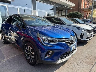 Usata Renault Captur Techno 101 CV (74 kW) 2022 Blu SUV