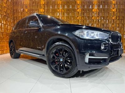 Begagnad BMW X5 Luxury Line 218 HK (160 kW) 2014 Svart SUV