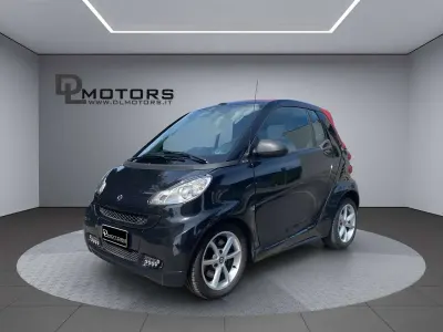 Usata Smart ForTwo Cabrio Pulse 71 CV (52 kW) 2011 Nero Cabrio