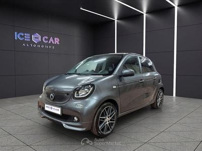 Usata Smart ForFour Brabus 109 CV (80 kW) 2018 Grigio Utilitaria