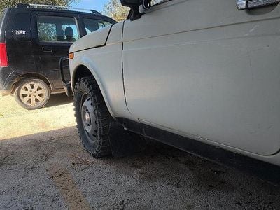 Usata Lada niva 2000 Bianco SUV