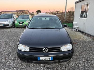 Usata VW Golf IV 75 CV (55 kW) 2001 Nero Berlina