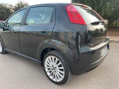 usata Fiat Grande Punto 1.9 120 cavalli - versione sport