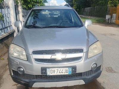 Usata Chevrolet Captiva LT 136 CV (100 kW) 2009 Grigio SUV