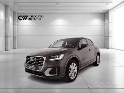 Usata Audi Q2 S-Line 116 CV (85 kW) 2017 Grigio SUV