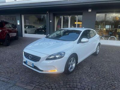 Usata Volvo V40 Business Edition 120 CV (88 kW) 2015 Bianco Berlina