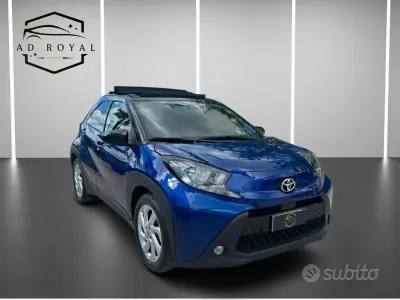 Usata Toyota Aygo X Lounge 72 CV (52 kW) 2022 Blu SUV