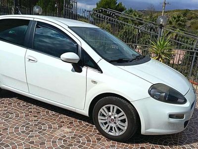 Usata Fiat Punto Evo Dynamic 75 CV (55 kW) 2012 Bianco Utilitaria