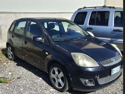 Usata Ford Fiesta 68 CV (50 kW) 2008 Utilitaria