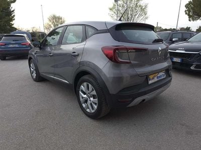 Usata Renault Captur Business 95 CV (69 kW) 2020 Grigio SUV