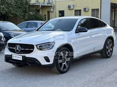Usata Mercedes GLC220 Premium 194 CV (142 kW) 2020 Nero SUV