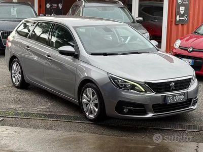 Usata Peugeot 308 102 CV (75 kW) 2019 Grigio Station wagon