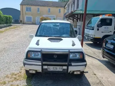 Usata Suzuki Vitara 96 CV (70 kW) 1996 Bianco Station wagon