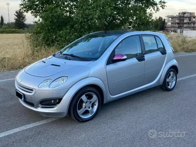 Usata Smart ForFour Passion 95 CV (69 kW) 2006 Grigio Utilitaria