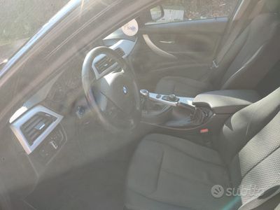 Usata BMW 320 183 CV (134 kW) 2015 Nero Station wagon
