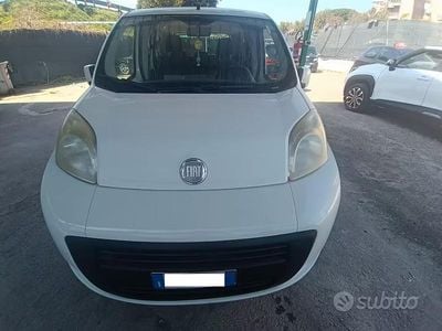 Usata Fiat Qubo Trekking 75 CV (55 kW) 2010 Bianco Monovolume