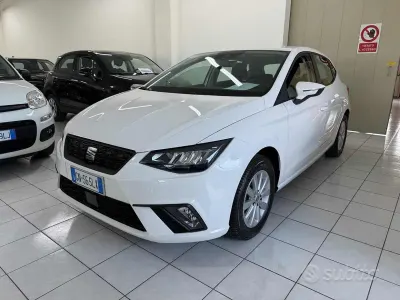 Usata Seat Ibiza Style 90 CV (66 kW) 2023 Bianco Utilitaria
