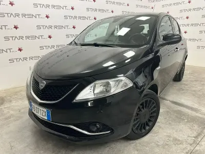 Usata Lancia Ypsilon S 95 CV (69 kW) 2016 Nero Utilitaria