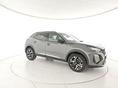 Usata Peugeot 2008 Allure 101 CV (74 kW) 2024 Argento SUV