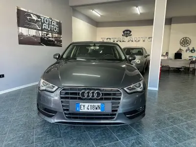 Usata Audi A3 Business 110 CV (80 kW) 2015 Grigio Berlina