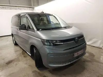 Usata VW Multivan 50 CV (36 kW) 2023 Argento Monovolume