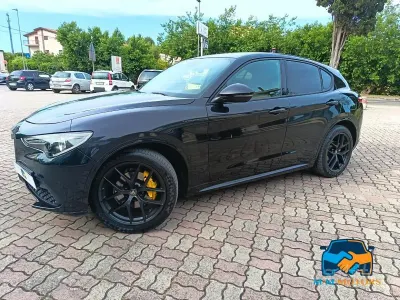 Usata Alfa Romeo Stelvio Ti 209 CV (153 kW) 2021 Nero SUV
