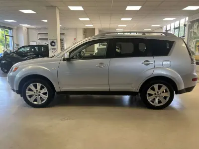 Usata Mitsubishi Outlander 140 CV (102 kW) 2008 Argento SUV