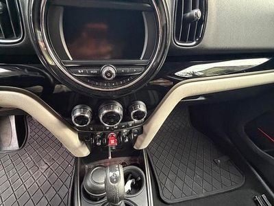 Usata Mini Cooper Countryman Hype 190 CV (139 kW) 2017 Verde SUV