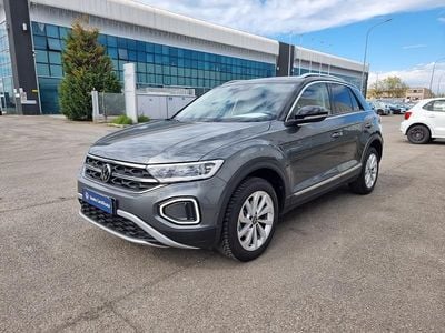 Usata VW T-Roc Style 150 CV (110 kW) 2023 Grigio SUV