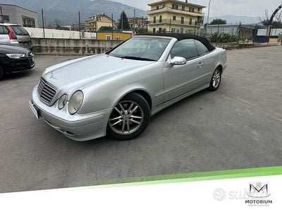 Usata Mercedes CLK200 Elegance 163 CV (119 kW) 2002 Grigio Cabrio