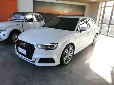 Begagnad Audi A3 S-Line 115 HK (84 kW) 2020 Vit Sedan