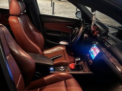 Usata BMW 120 177 CV (130 kW) 2010 Nero Utilitaria