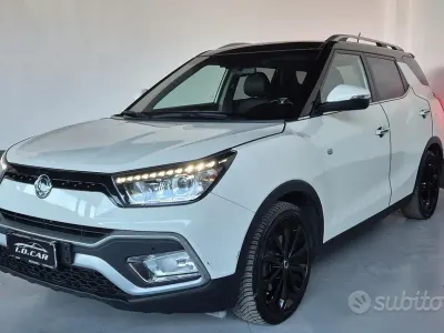 Usata SsangYong XLV 115 CV (84 kW) 2018 Bianco SUV