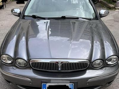 Usata Jaguar X-type Executive 196 CV (144 kW) 2007 Grigio Berlina