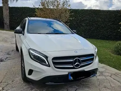 Usata Mercedes GLA200 2014 Bianco SUV