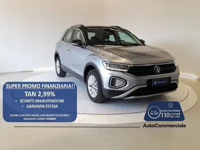 Usata VW T-Roc Life 116 CV (85 kW) 2025 Argento SUV